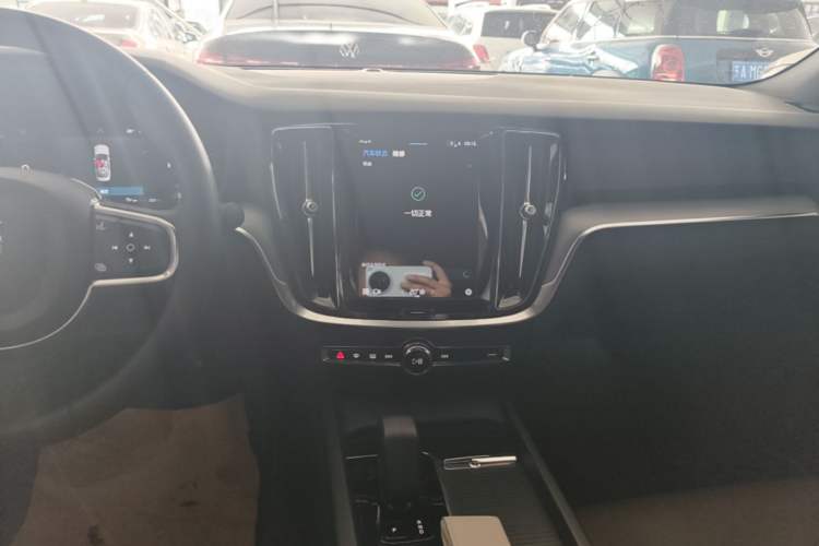 Used Volvo S60 2023 B4 Zhiyi Luxury Edition Audio And AC Panel