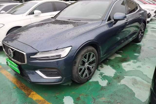 Used Volvo S60 2023 B4 Zhiyi Luxury Edition