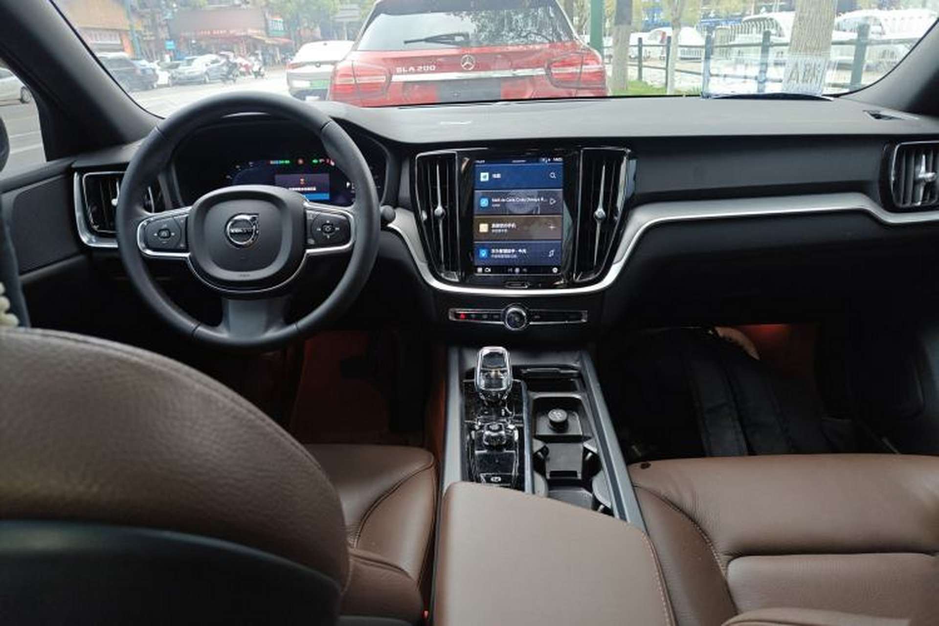 Used Volvo S60 2023 B4 Zhiyi Luxury Edition Center Console