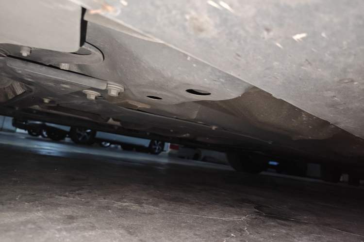 Used Volvo S60 2023 B4 Zhiyi Luxury Edition Chassis Front Left