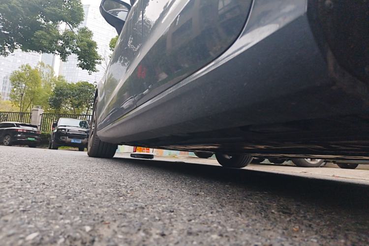 Used Volvo S60 2023 B4 Zhiyi Luxury Edition Chassis Rear Left