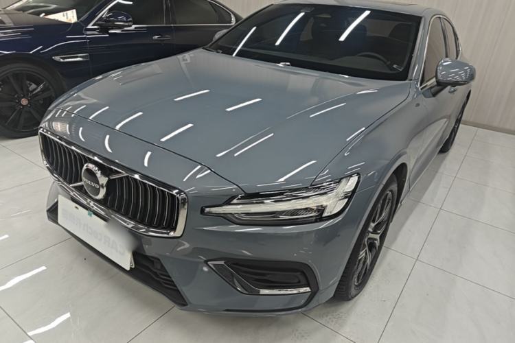 Used Volvo S60 2023 B4 Zhiyi Luxury Edition Guazi used car, China used car export, Used car for sale, Used  cars, Cheapest cars for sale