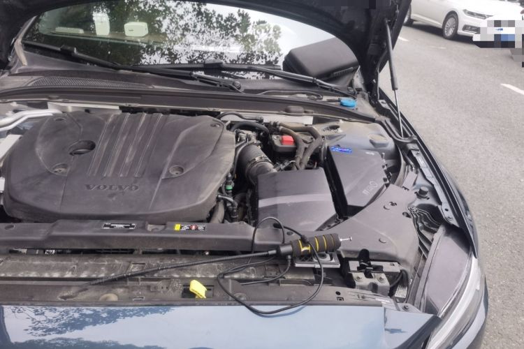 Used Volvo S60 2023 B4 Zhiyuan Luxury Edition Engine Bay Left