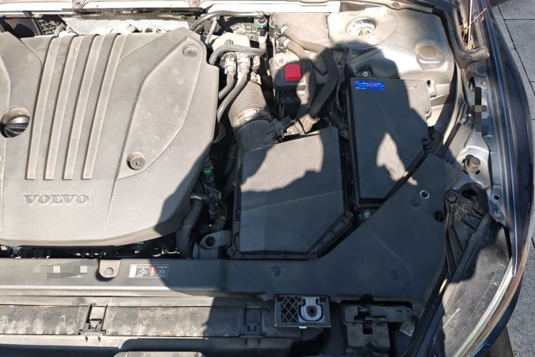 Used Volvo S60 2023 B4 Zhiyi Luxury Edition Engine Bay Left