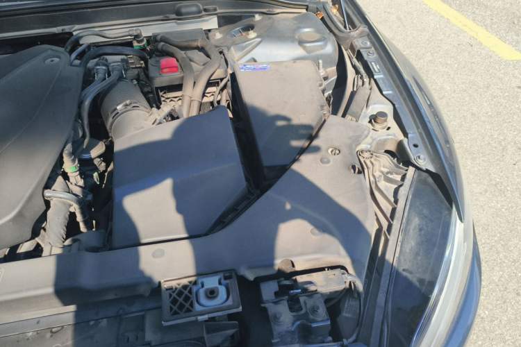 Used Volvo S60 2023 B4 Zhiyuan Luxury Edition Engine Bay Left
