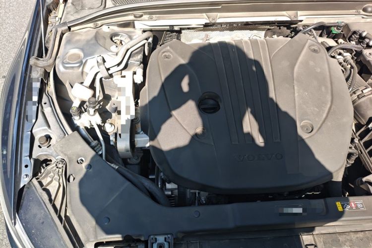 Used Volvo S60 2023 B4 Zhiyi Luxury Edition Engine Bay Right