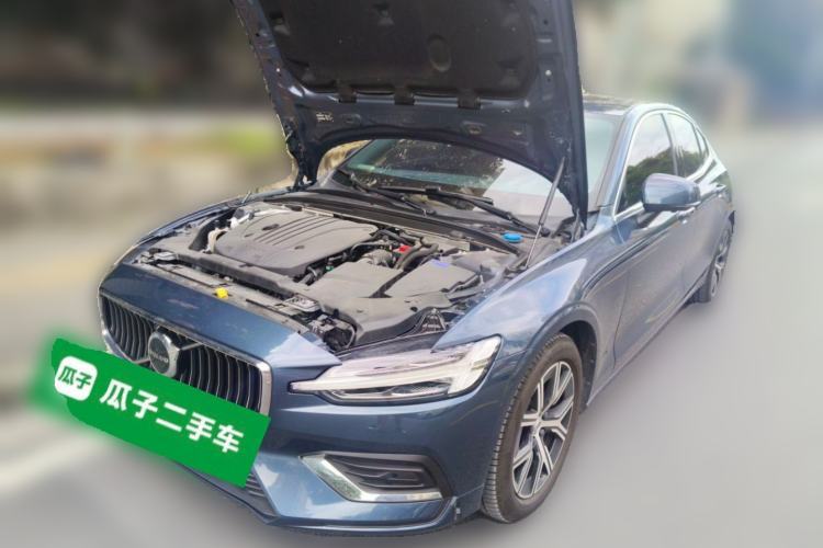 Ojetý Volvo S60 2023 B4 Zhiyi Luxury Edition Guazi used car, China used car export, Used car for sale, Used  cars, Cheapest cars for sale