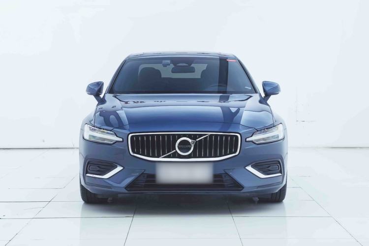 Used Volvo S60 2023 B4 Zhiyi Luxury Edition Exterior 1