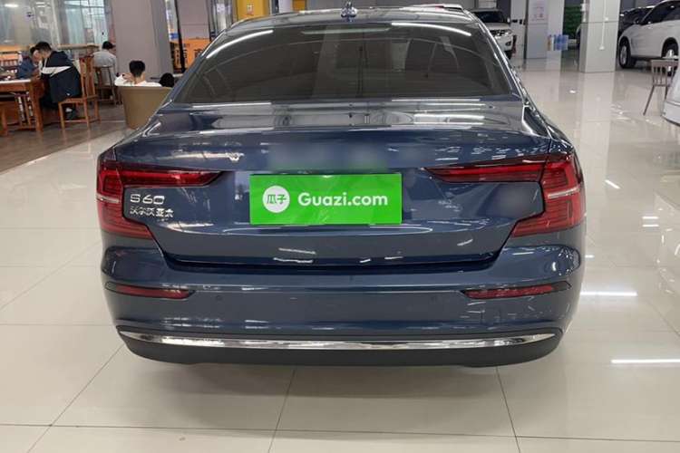 Used Volvo S60 2023 B4 Zhiyi Luxury Edition Exterior 4