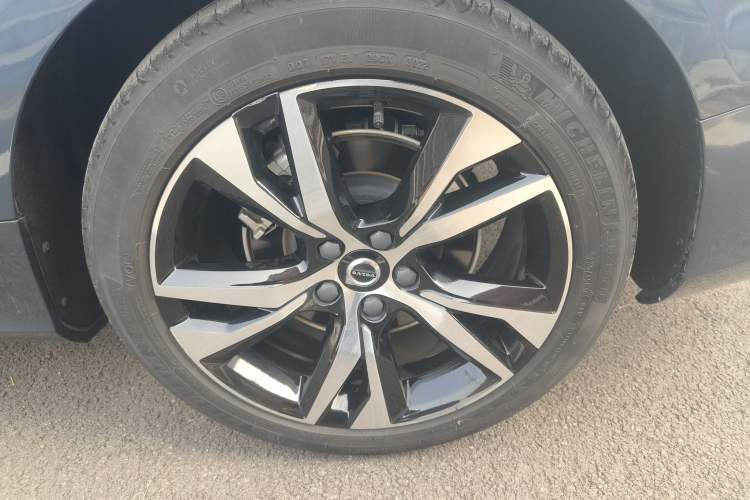 Used Volvo S60 2023 B5 Zhiya Sport Edition Exterior 4