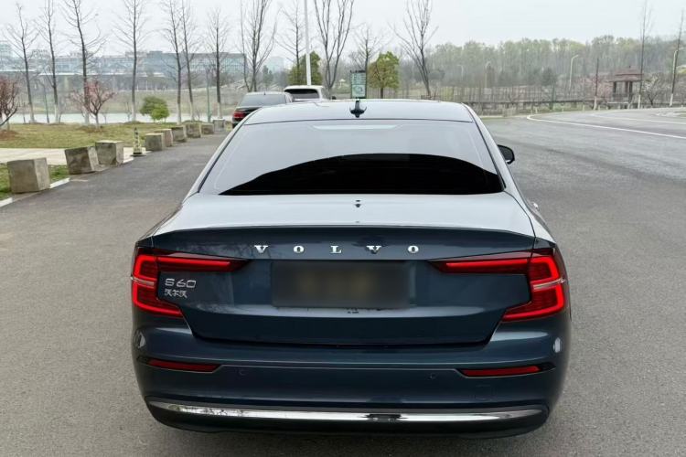 Used Volvo S60 2023 B4 Zhiyi Luxury Edition Exterior 7