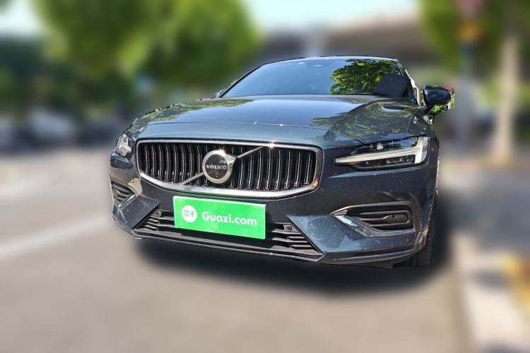 Used Volvo S60 2023 B4 Zhiyi Luxury Edition Front