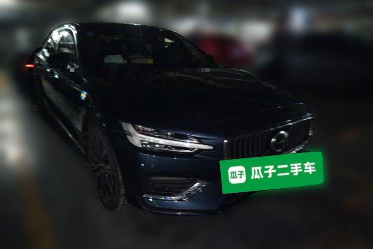 Used Volvo S60 2023 B4 Zhiyuan Luxury Edition Front Right 45 Deg
