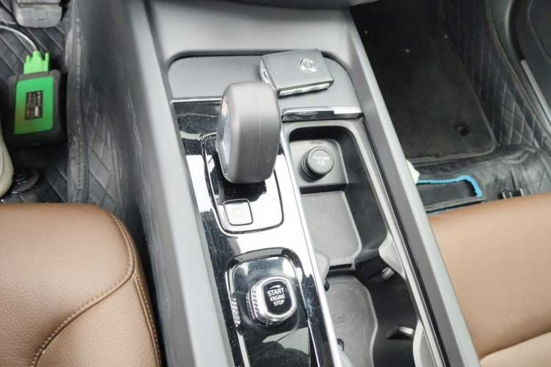 Used Volvo S60 2023 B4 Zhiyi Luxury Edition Gear Lever