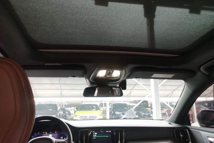 Used Volvo S60 2023 B4 Zhiyi Luxury Edition Headliner