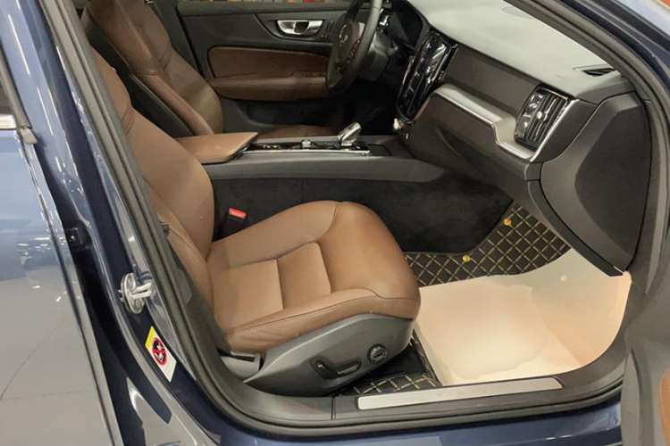 Used Volvo S60 2023 B4 Zhiyi Luxury Edition Interior 1