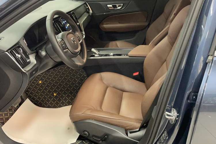 Used Volvo S60 2023 B4 Zhiyi Luxury Edition Interior 2