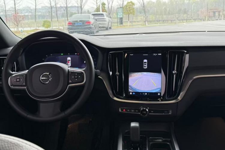 Used Volvo S60 2023 B4 Zhiyi Luxury Edition Interior 2