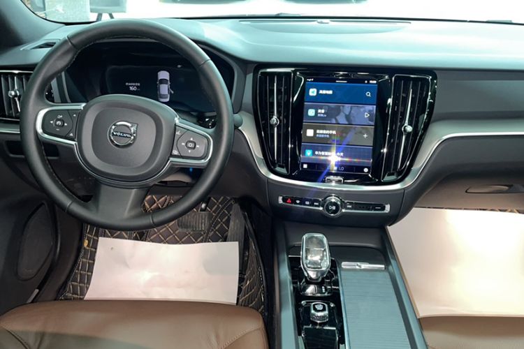 Used Volvo S60 2023 B4 Zhiyi Luxury Edition Interior 3