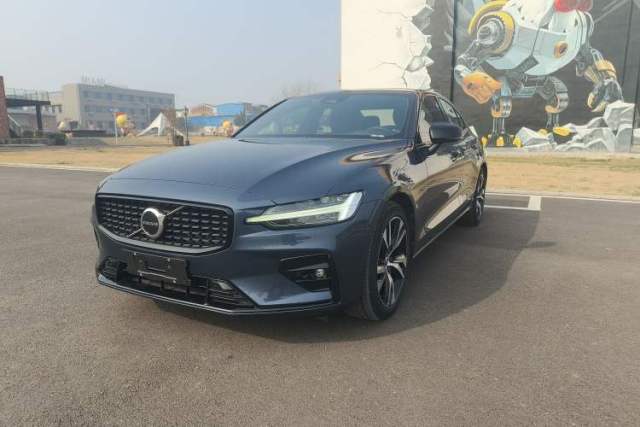Used Volvo S60 2023 B5 Zhiya Sport Edition