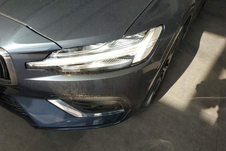 Used Volvo S60 2023 B4 Zhiyi Luxury Edition Left Front Headlight