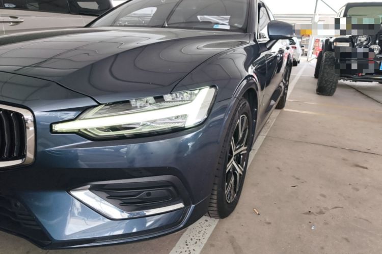 Used Volvo S60 2023 B4 Zhiyi Luxury Edition Left Front Headlight