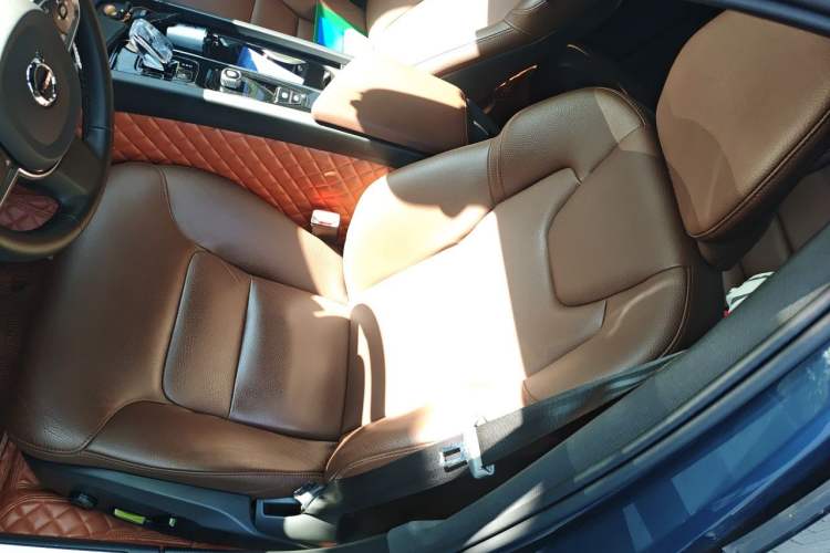 Used Volvo S60 2023 B4 Zhiyi Luxury Edition Left Front Seat