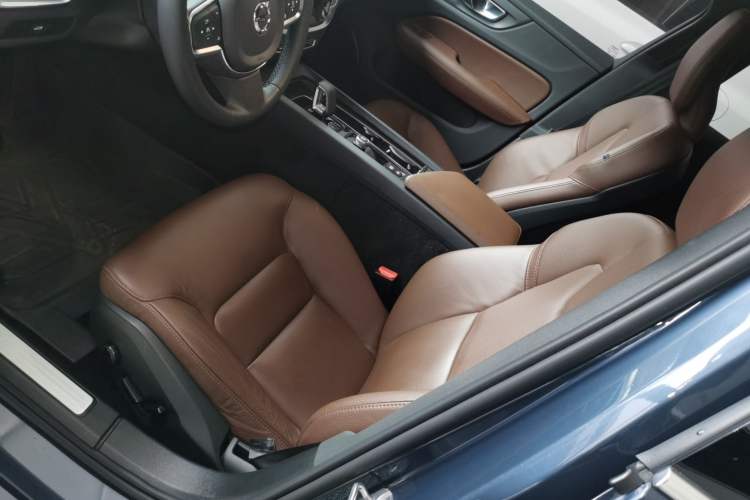 Used Volvo S60 2023 B4 Zhiyi Luxury Edition Left Front Seat