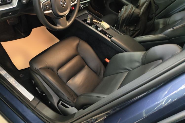 Used Volvo S60 2023 B4 Zhiyi Luxury Edition Left Front Seat