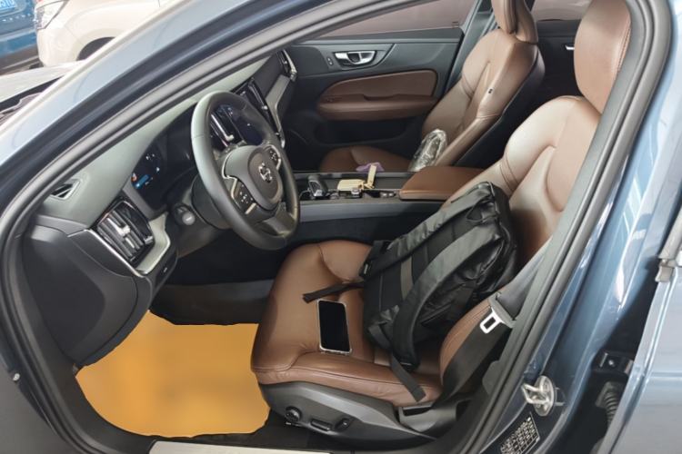 Used Volvo S60 2023 B4 Zhiyi Luxury Edition Left Front Seat