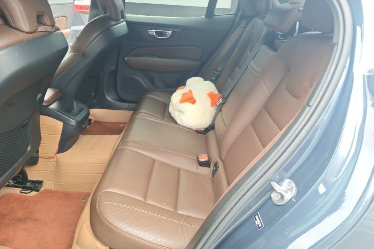 Used Volvo S60 2023 B4 Zhiyi Luxury Edition Left Rear Seat