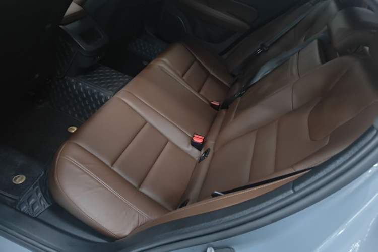 Used Volvo S60 2023 B4 Zhiyi Luxury Edition Left Rear Seat