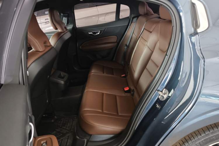 Used Volvo S60 2023 B4 Zhiyi Luxury Edition Left Rear Seat