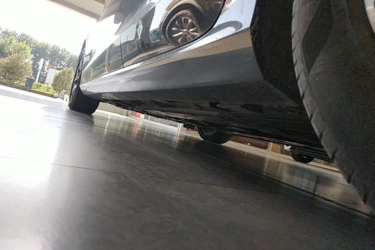 Used Volvo S60 2023 B4 Zhiyi Luxury Edition Left Side Sill