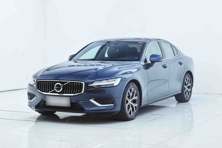 Used Volvo S60 2023 B4 Zhiyi Luxury Edition Guazi used car, China used car export, Used car for sale, Used cars, Cheapest cars for sale