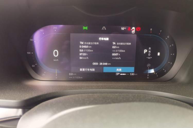 Used Volvo S60 2023 B4 Zhiyuan Luxury Edition Odometer Close Up