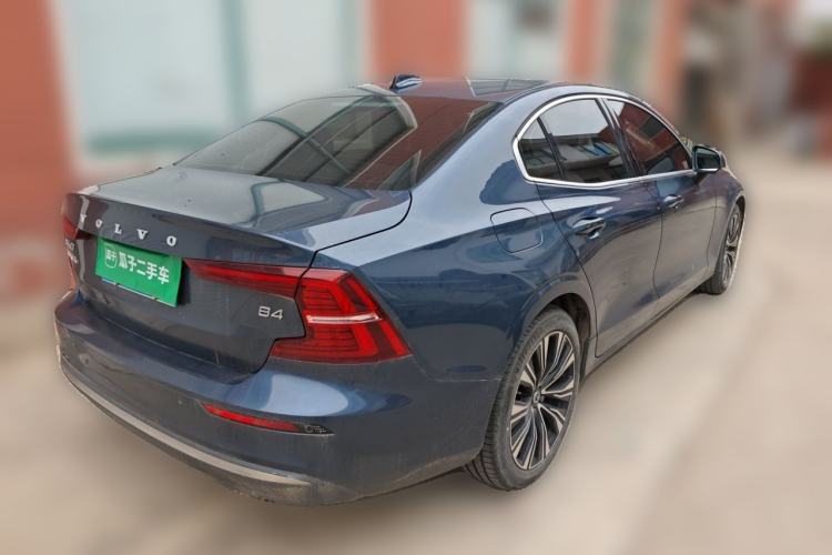 Used Volvo S60 2023 B4 Zhiyuan Luxury Edition Rear Right 45 Deg