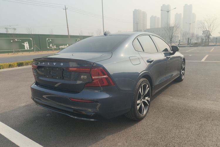 Used Volvo S60 2023 B5 Zhiya Sport Edition Rear Right 45 Deg