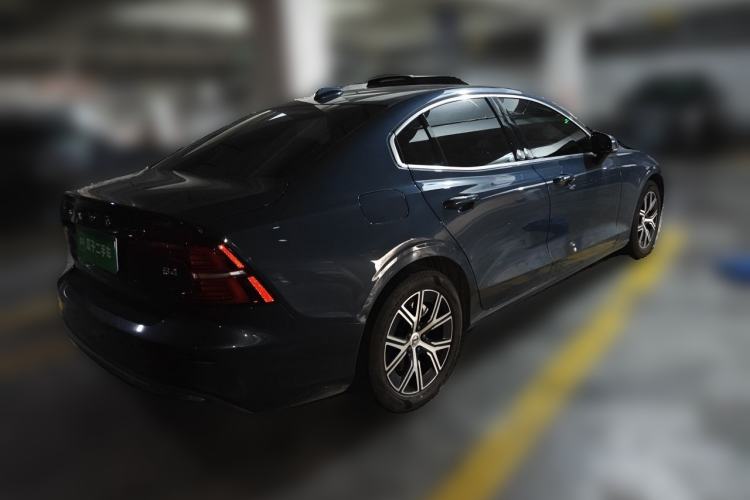 Used Volvo S60 2023 B4 Zhiyi Luxury Edition Rear Right 45 Deg