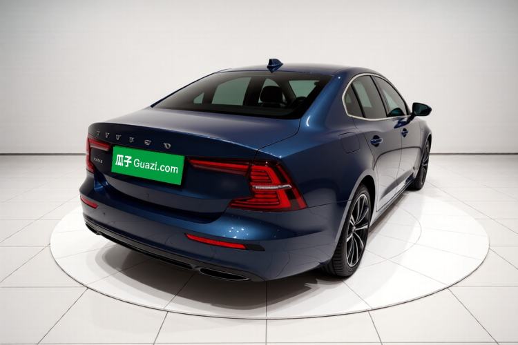 Used Volvo S60 2023 B4 Zhiyuan Luxury Edition Rear Right 45 Deg