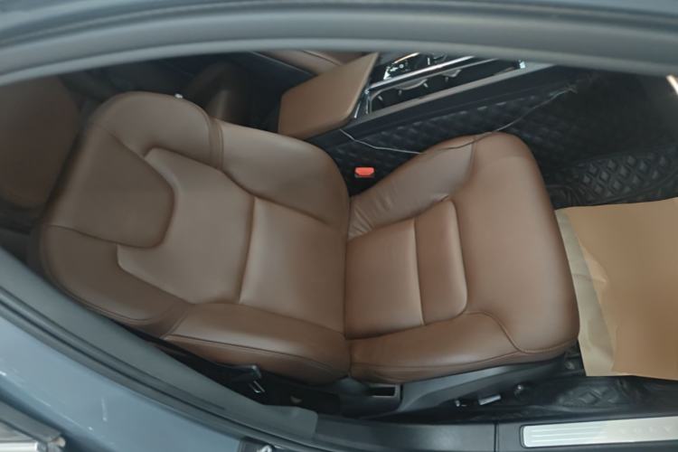 Used Volvo S60 2023 B4 Zhiyi Luxury Edition Right Front Seat