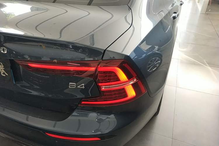 Used Volvo S60 2023 B4 Zhiyi Luxury Edition Right Rear Taillight