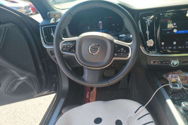 Used Volvo S60 2023 B4 Zhiyuan Luxury Edition Steering Wheel