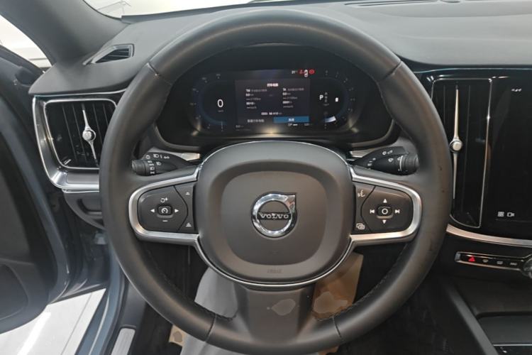 Used Volvo S60 2023 B4 Zhiyi Luxury Edition Steering Wheel
