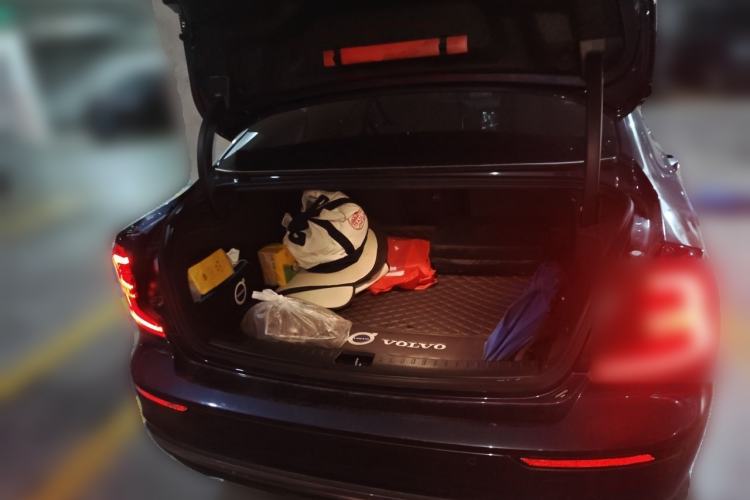 Used Volvo S60 2023 B4 Zhiyi Luxury Edition Trunk