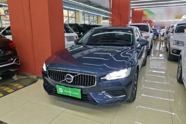 Used Volvo S60 2023 B4 Zhiyi Luxury Edition