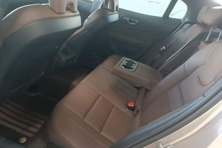 Used Volvo S60 2023 B4 Zhiyi Luxury Edition Left Rear Seat