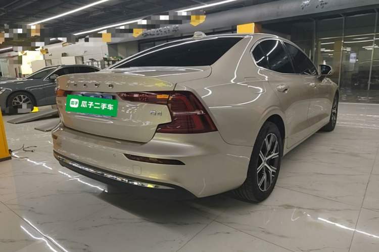 Used Volvo S60 2023 B4 Zhiyi Luxury Edition Rear Right 45 Deg