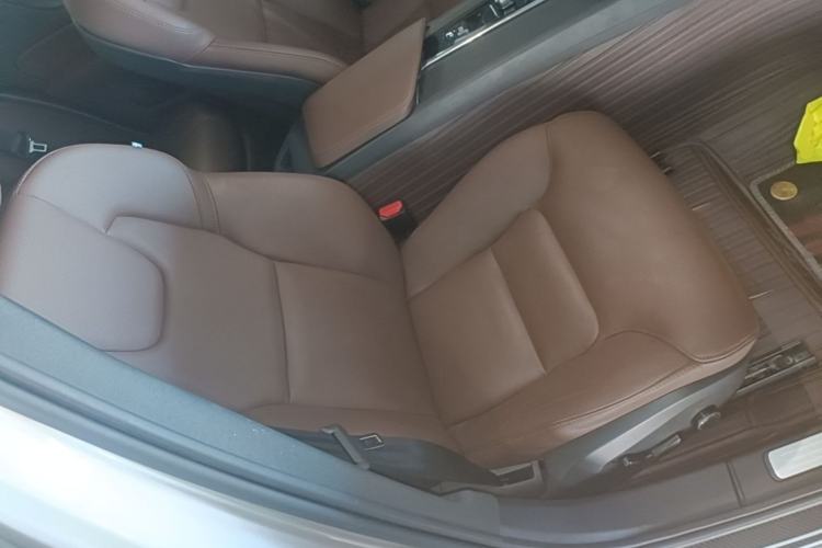 Used Volvo S60 2023 B4 Zhiyi Luxury Edition Right Front Seat