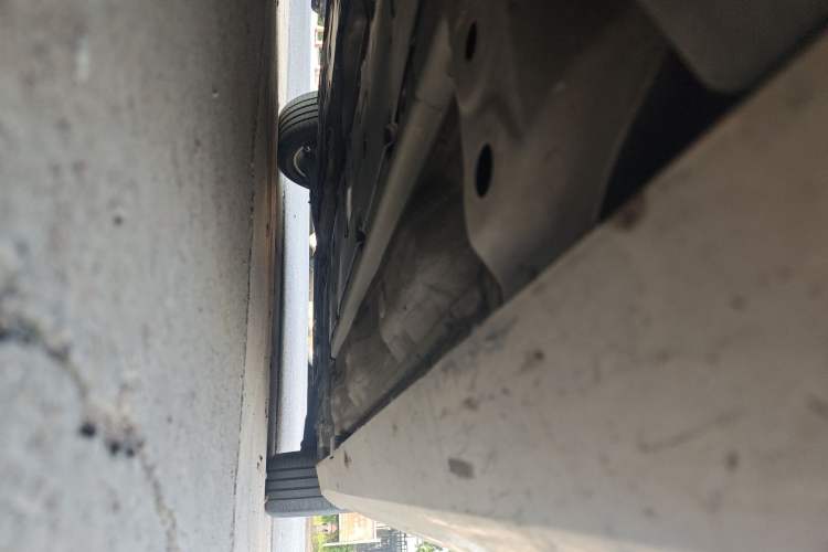 Used Volvo S60 2023 B4 Zhiyi Luxury Edition Chassis Front Left